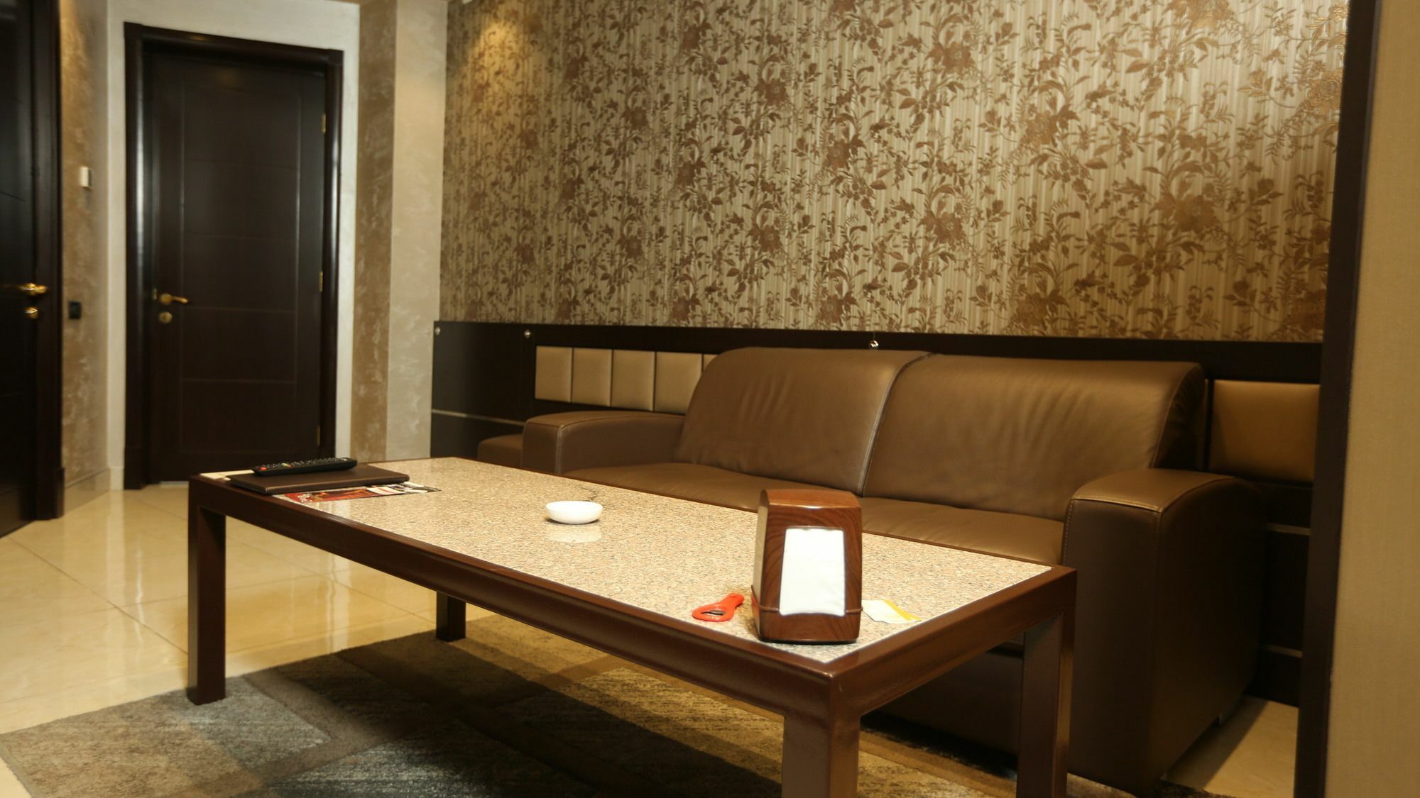 Avan Plaza Hotel Erévan Extérieur photo